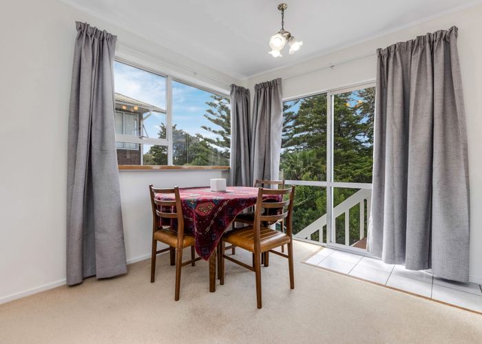  at 102 Glendale Road, Glen Eden, Waitakere City, Auckland