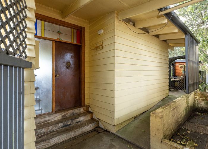  at 31 Taipari Road, Te Atatu Peninsula, Waitakere City, Auckland