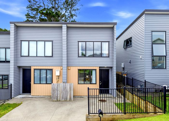  at 5/3 Kaimai Avenue, Massey, Waitakere City, Auckland