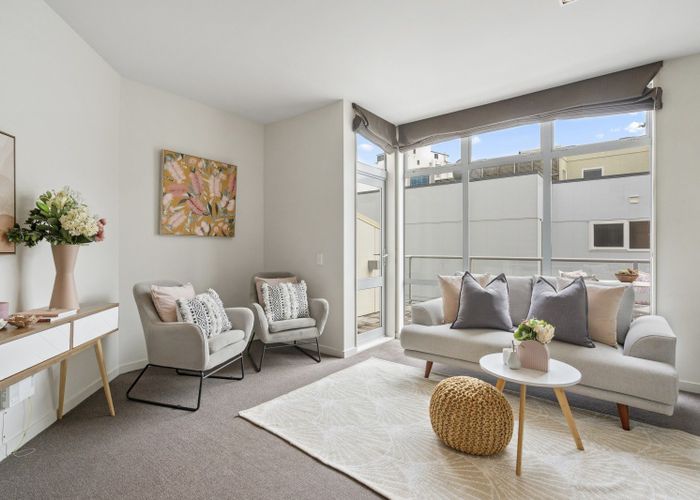  at 6 Fallowfield Avenue, Mount Victoria, Wellington, Wellington