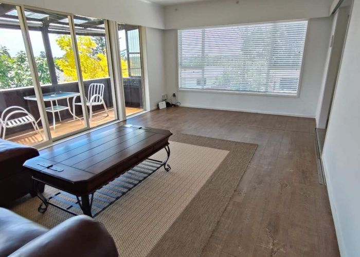  at 38 MarlboroughAvenue, Glenfield, North Shore City, Auckland