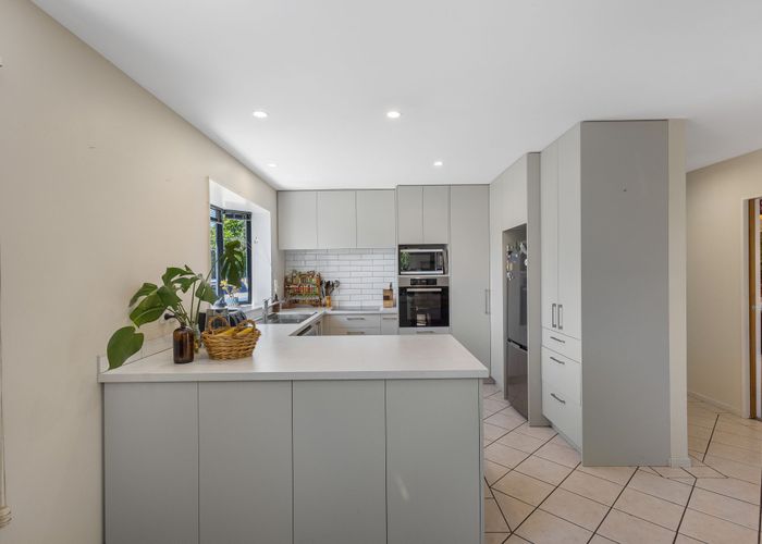  at 10 Shearwater Drive, Woolston, Christchurch