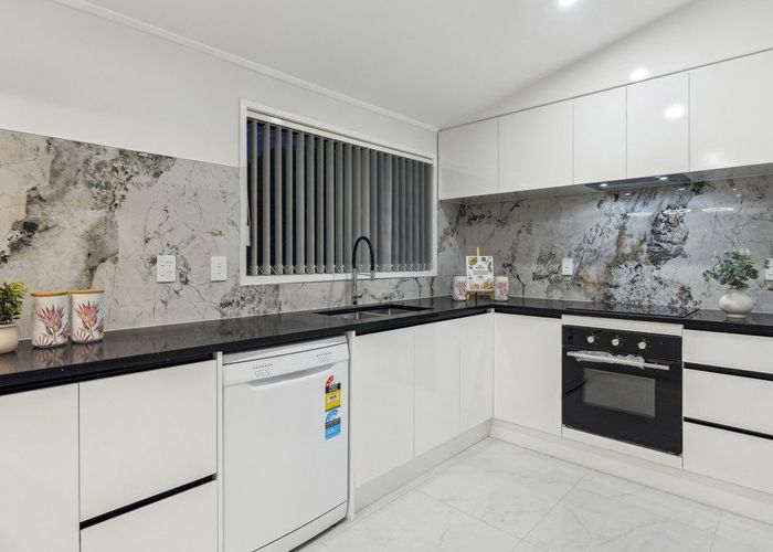  at 40 Ransom Smyth Drive, Goodwood Heights, Manukau City, Auckland
