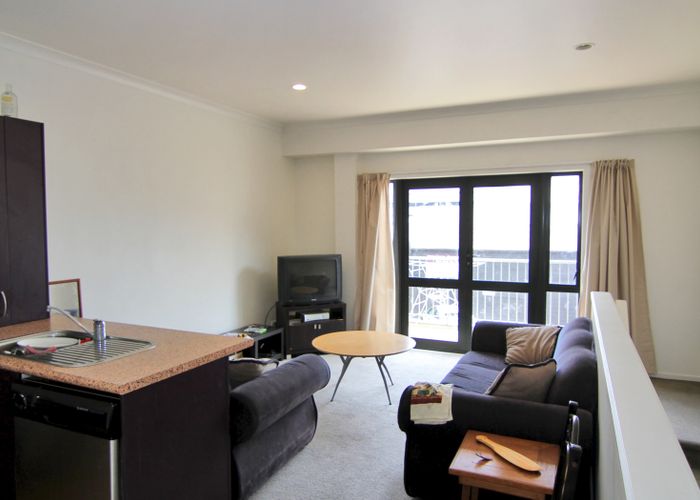  at 15C Hood Street, Hamilton Central, Hamilton