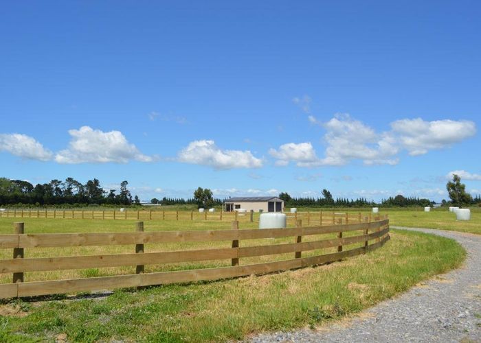  at 43 Andersons Line, Clareville, Carterton