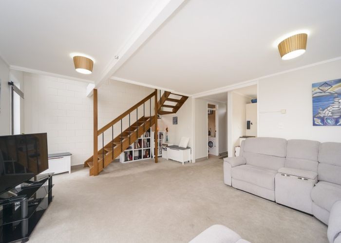  at 6/341 College Street, West End, Palmerston North