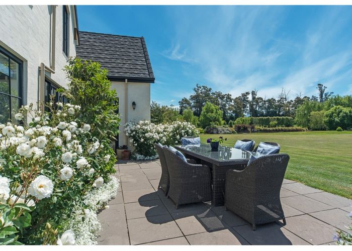  at 60 Golden Hills Road, Redwood Valley, Richmond