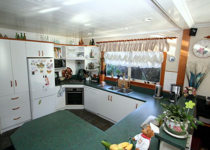  at 553 Tay Street, Hawthorndale, Invercargill