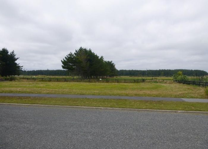  at 27 Elley Drive, Carters Beach, Westport