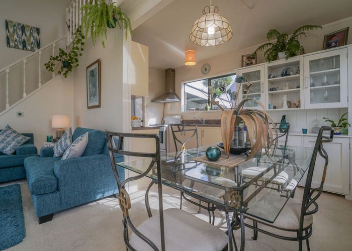  at 1/208 Rangatira Road, Beach Haven, Auckland