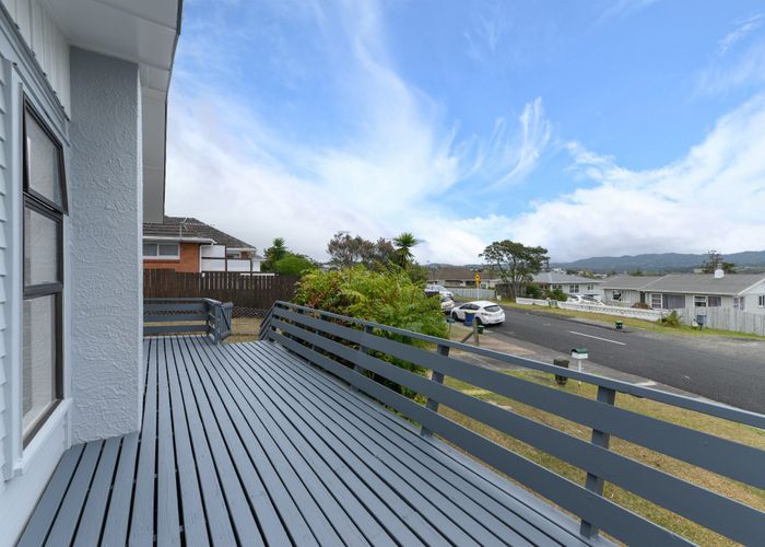  at 31 Waitaki Street, Henderson, Auckland