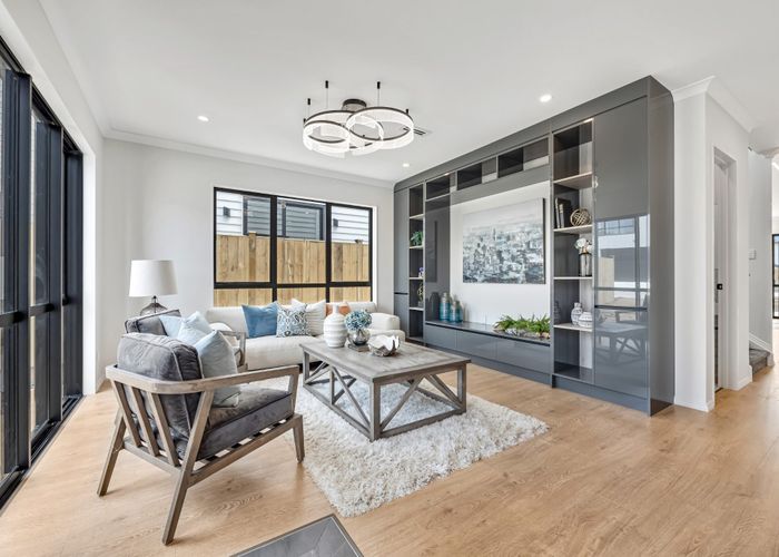  at 139 Thomas Road, Flat Bush, Auckland