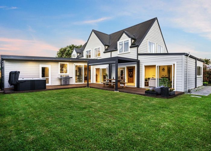  at 37 Maygrove Drive, Orewa, Orewa