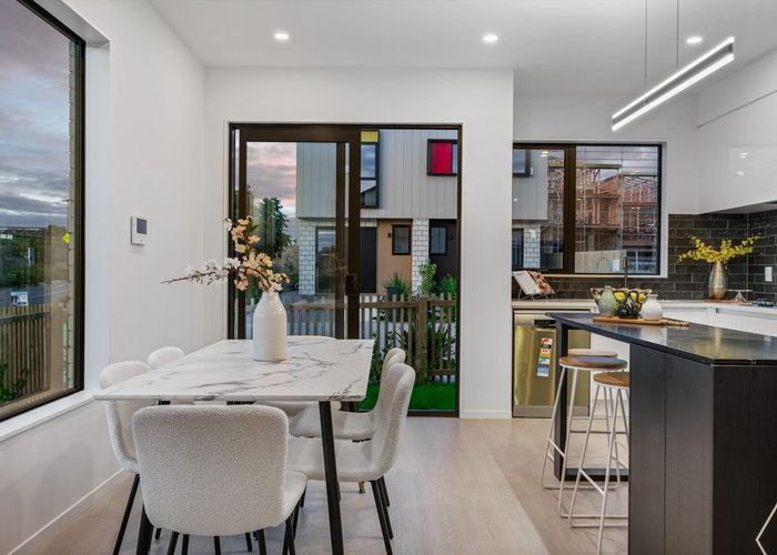  at 196 Henwood Road, Westgate, Waitakere City, Auckland