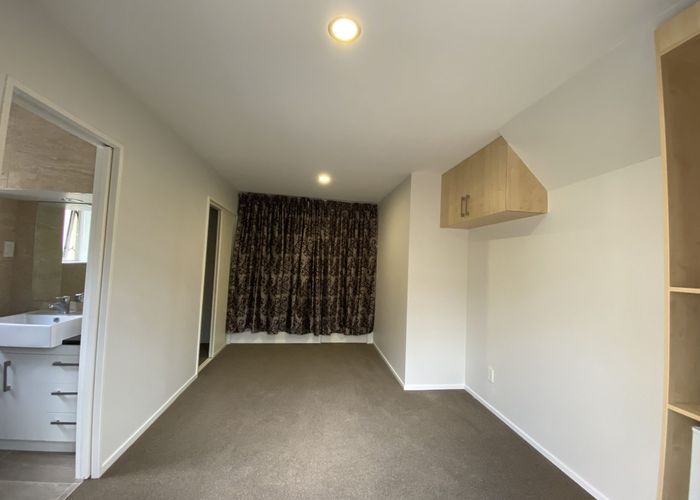  at 2/73A Waipuna Road, Mount Wellington, Auckland City, Auckland