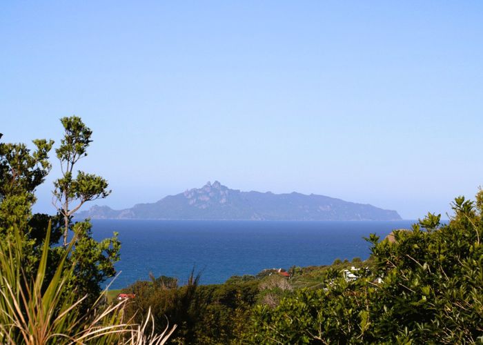  at 144 The Crescent, Langs Beach, Waipu