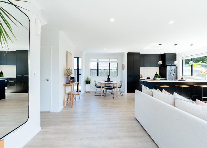  at 16D Harris Road, Mount Wellington, Auckland City, Auckland