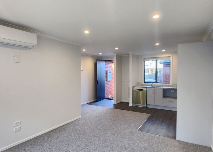  at 2/165 Knighton Road, Hillcrest, Hamilton, Waikato