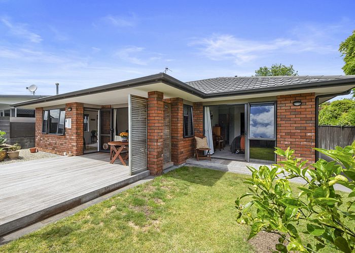  at 11B Montrose Place, Highlands Park, New Plymouth, Taranaki