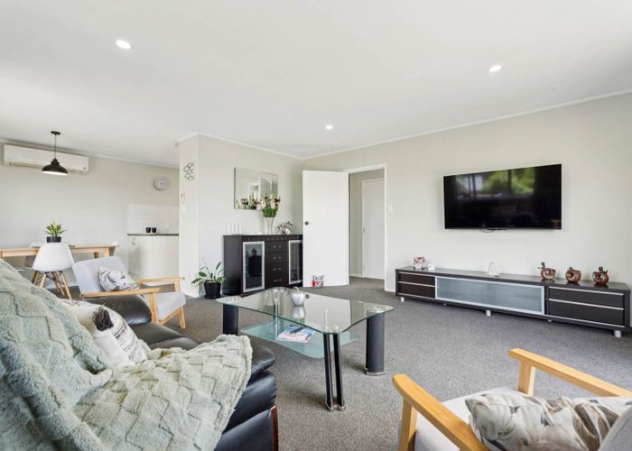  at 1/55 Lewisham Street, Highland Park, Manukau City, Auckland