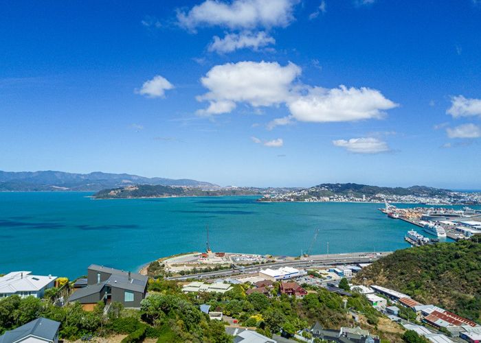  at 5 Elgin Way, Khandallah, Wellington