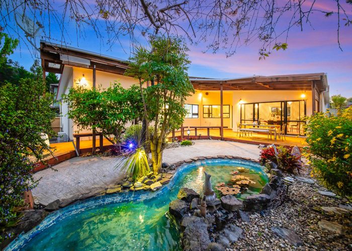  at 5 Mark Edward Drive, Half Moon Bay, Auckland