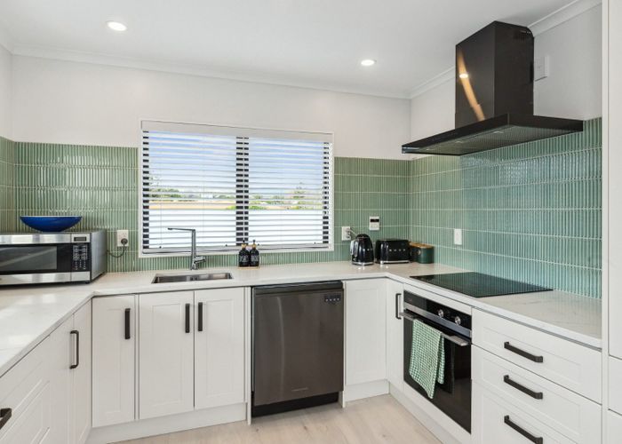  at 36  Eruini Street, Waikanae Beach, Kapiti Coast, Wellington