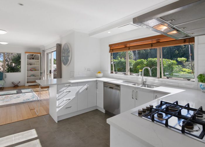  at 41 Kristin Lane, Albany, North Shore City, Auckland