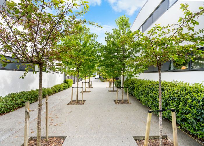  at 1/142 Leinster Road, Merivale, Christchurch City, Canterbury