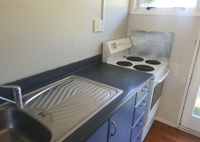  at 4/36 Harwood Road, Mount Wellington, Auckland City, Auckland