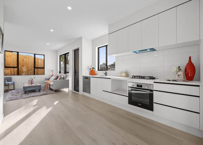  at 13 Blanche Way, Half Moon Bay, Manukau City, Auckland
