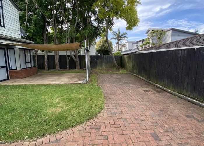  at 3/16 Wairakei Street, Greenlane, Auckland