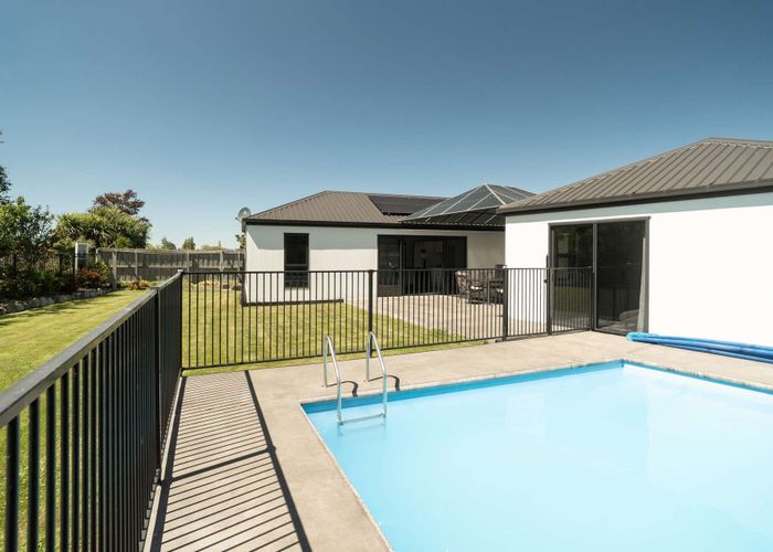  at 17 Redhaven Rise, Netherby, Ashburton