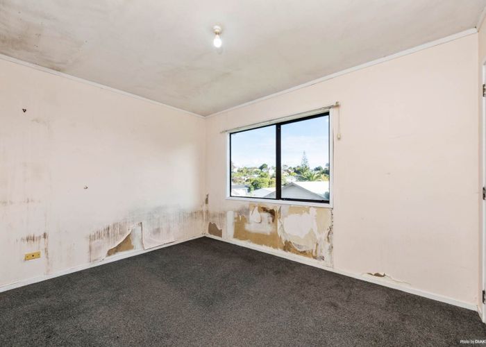  at 20 Posa Avenue, Henderson, Auckland