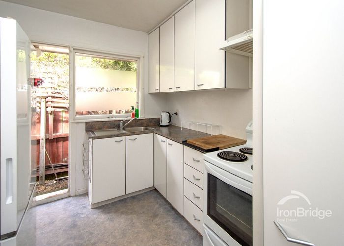  at 4/39 Brockworth Place, Riccarton, Christchurch