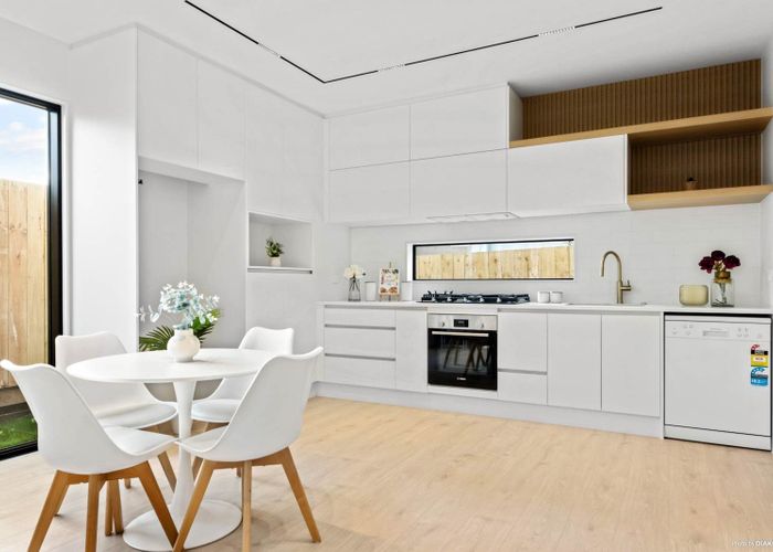  at Lot 4/48 Larissa Avenue, Henderson, Waitakere City, Auckland