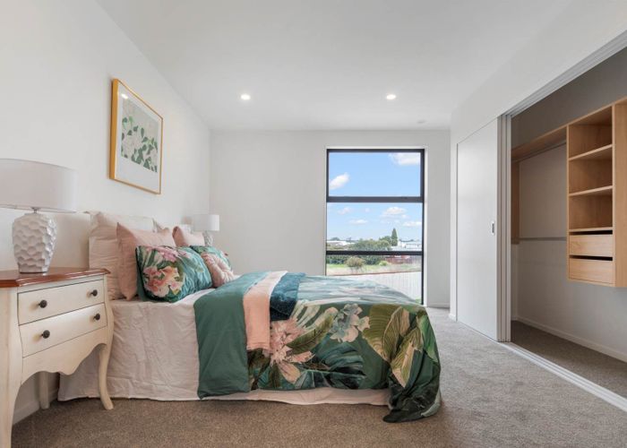  at 27 Karikari Crescent, Takanini, Papakura, Auckland