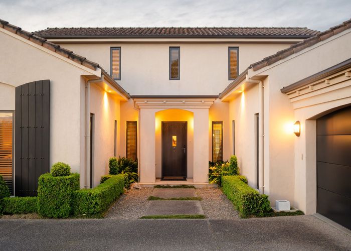  at 35 The Esplanade, Huntington, Hamilton, Waikato