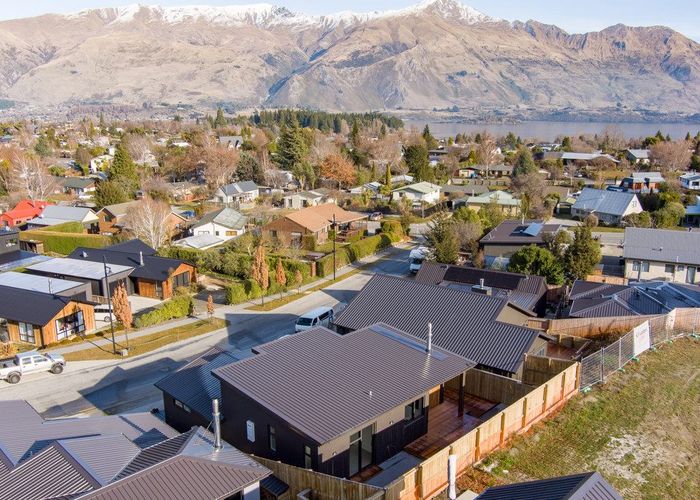  at 84 Kirimoko Crescent, Wanaka