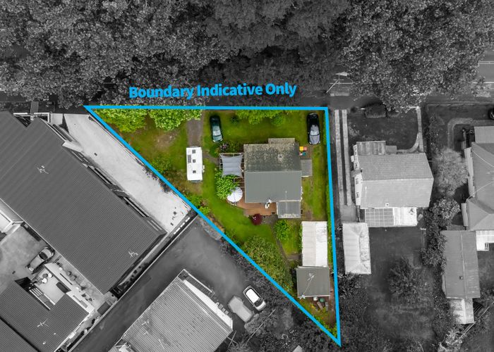  at 16 Hillsborough Terrace, Hamilton Central, Hamilton