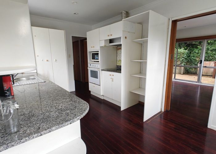  at 214 Forrest Hill Road, Forrest Hill, North Shore City, Auckland