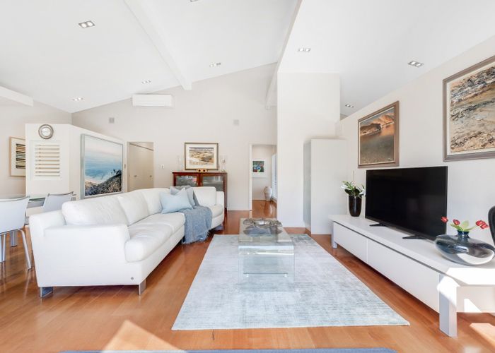  at 24 Clovelly Road, Bucklands Beach, Manukau City, Auckland