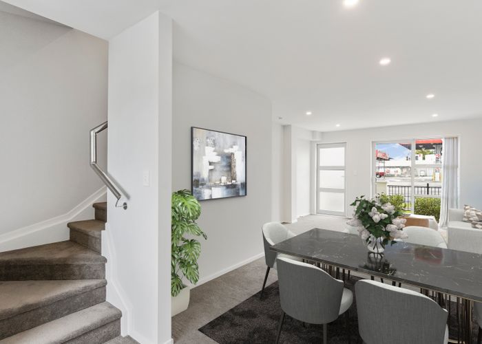  at 3/11 Ray Small Drive, Papakura, Auckland