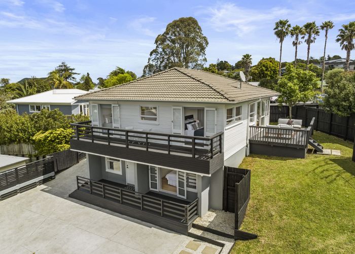  at 20 Abraham Place, Saint Johns, Auckland