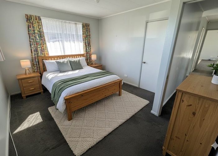  at 12 Dosina Place, Flat Bush, Manukau City, Auckland