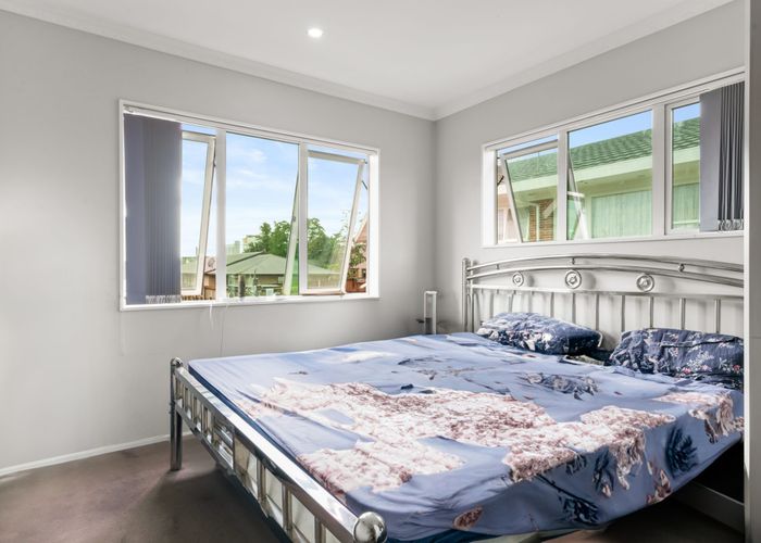  at 11 Lochinver Road, Papatoetoe, Manukau City, Auckland