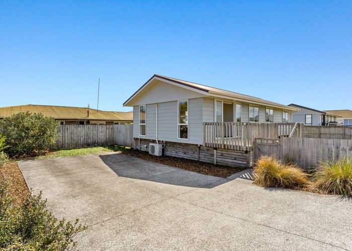  at 13A Springs Road, Parakai, Helensville, Rodney, Auckland