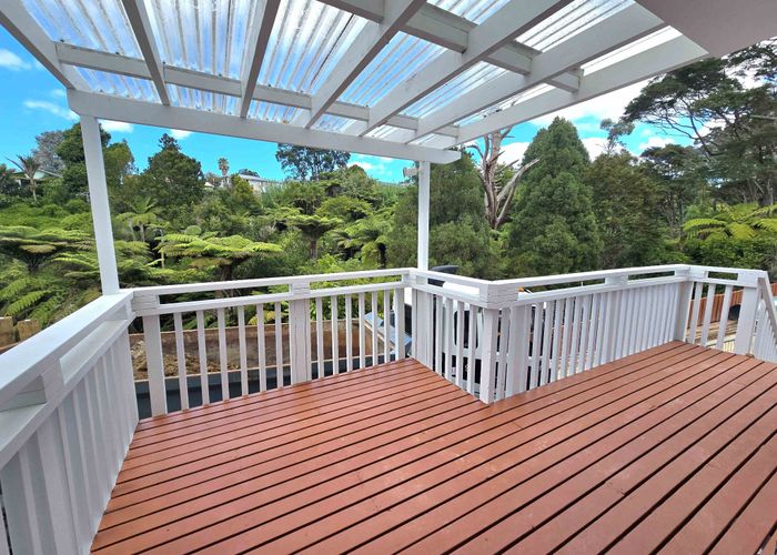  at 33a  Alidade Place, Massey West, Waitakere City, Auckland