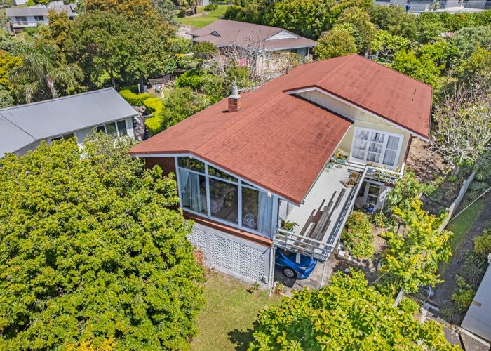  at 15 Colmar Road, Mellons Bay, Manukau City, Auckland