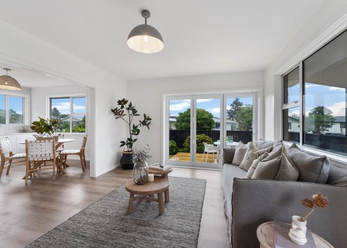  at 1/94 Roberta Drive, Somerfield, Christchurch